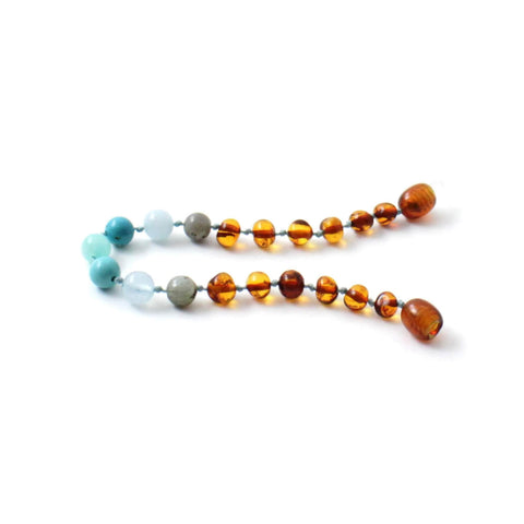 BARNSTEEN ARMBAND COGNAC & TURKOOIS - AQUAMARIJN - LABRADORIET - AMAZONIET